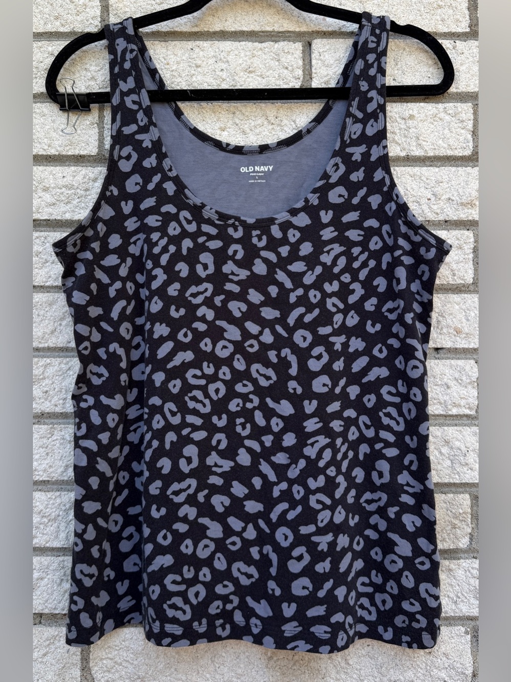 Old Navy Black and Gray Leopard Print Tank
